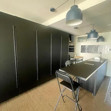 Style Loft Quartier Saint-augustin Apartment